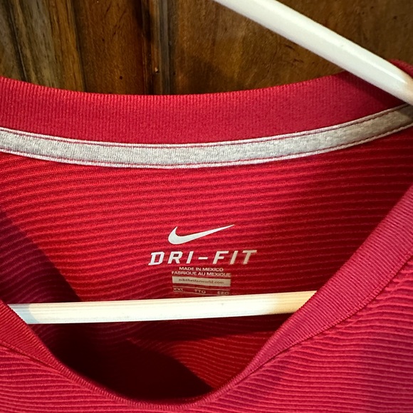 Bundle of 2XL athletic t- shirts.    Various brands. - Picture 6 of 8